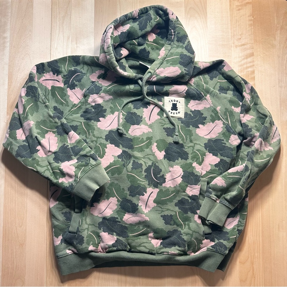 VTG Teddy Fresh Green & Pink Leaf Camo Hoodie